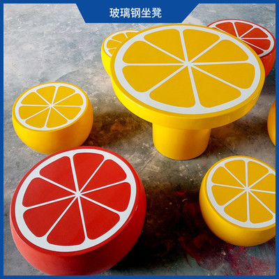 當水果遇上座椅 創(chuàng)意卡通雕塑點亮戶外休閑空間